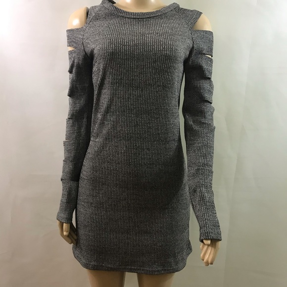 Dresses & Skirts - Beautiful stylish fitted sexy cold shoulders dress